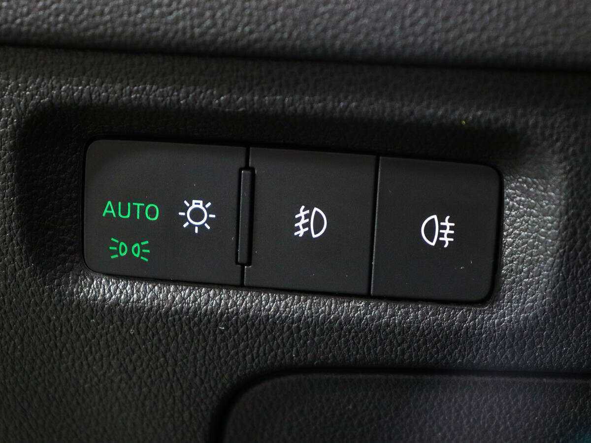 Купить Skoda Octavia с пробегом. Фото: #14