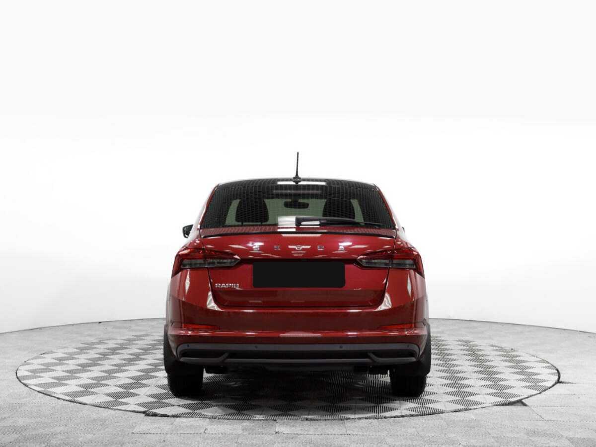 Купить Skoda Rapid с пробегом. Фото: #4