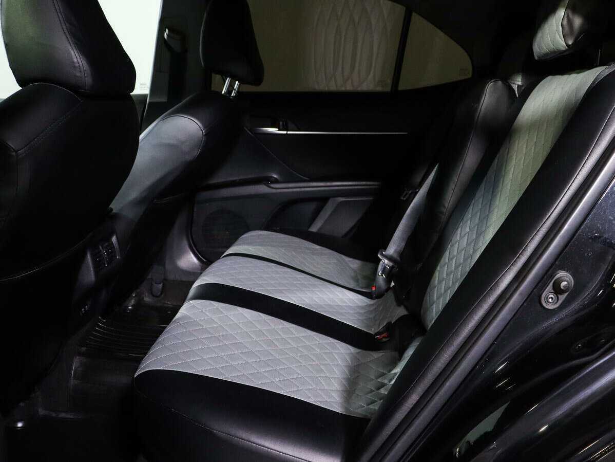 Купить Toyota Camry с пробегом. Фото: #7