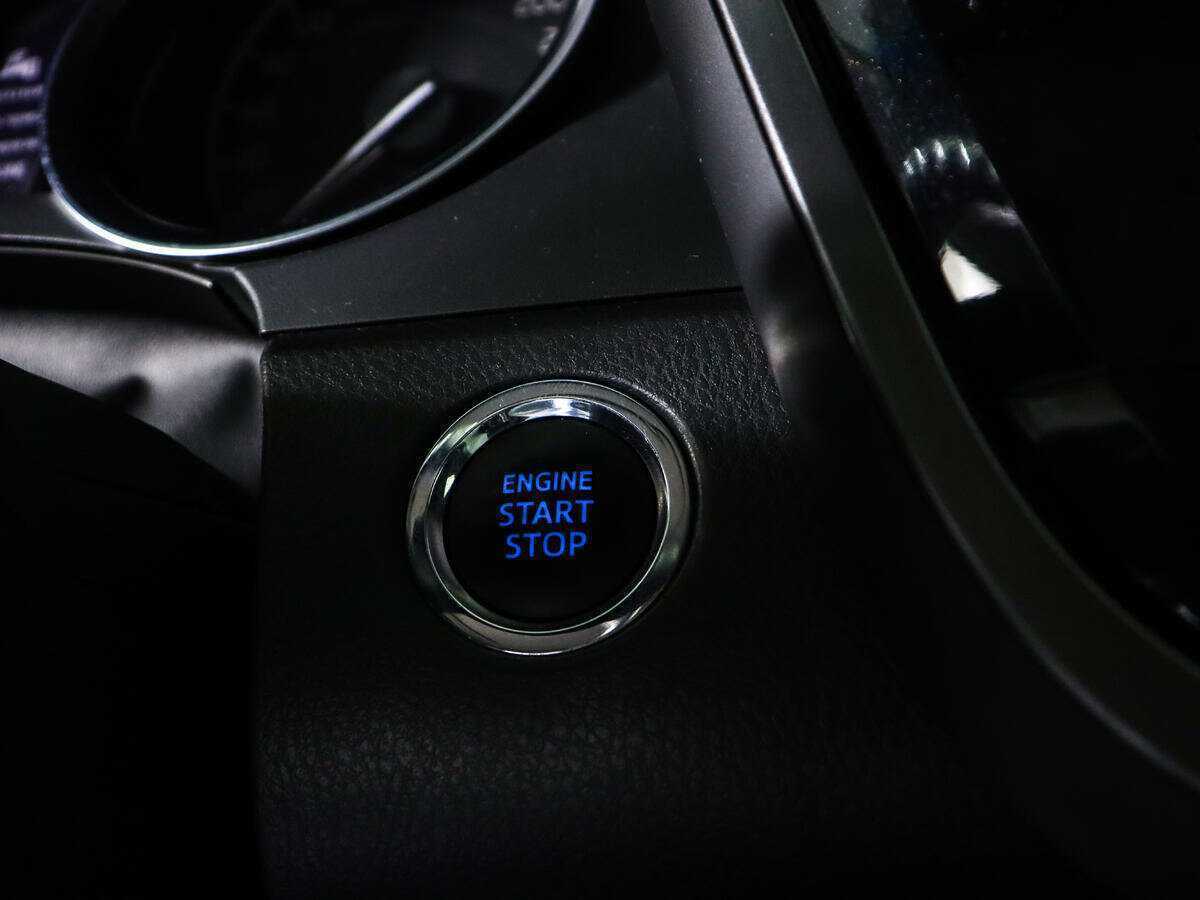 Купить Toyota Camry с пробегом. Фото: #14