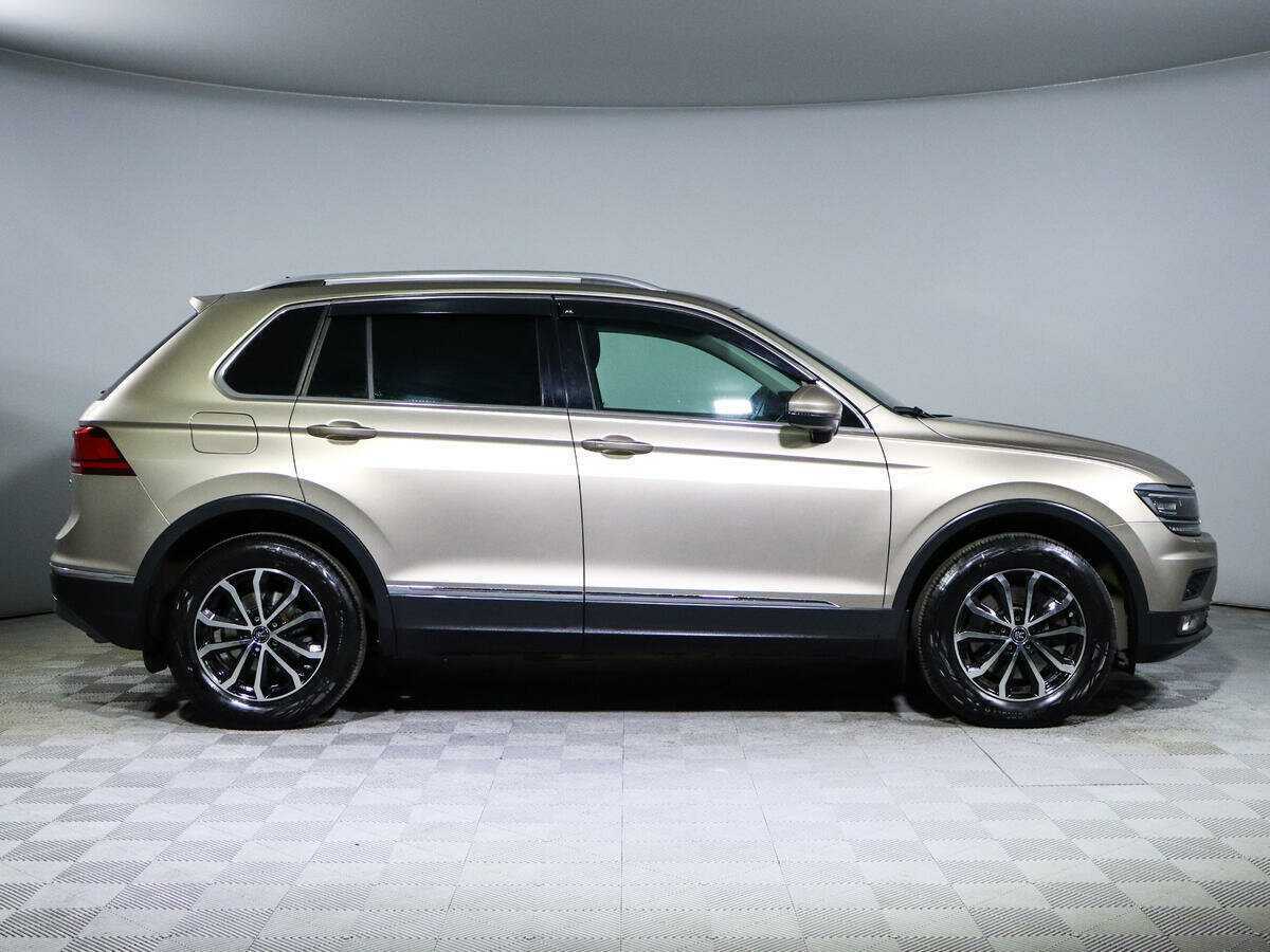 Купить Volkswagen Tiguan с пробегом. Фото: #3