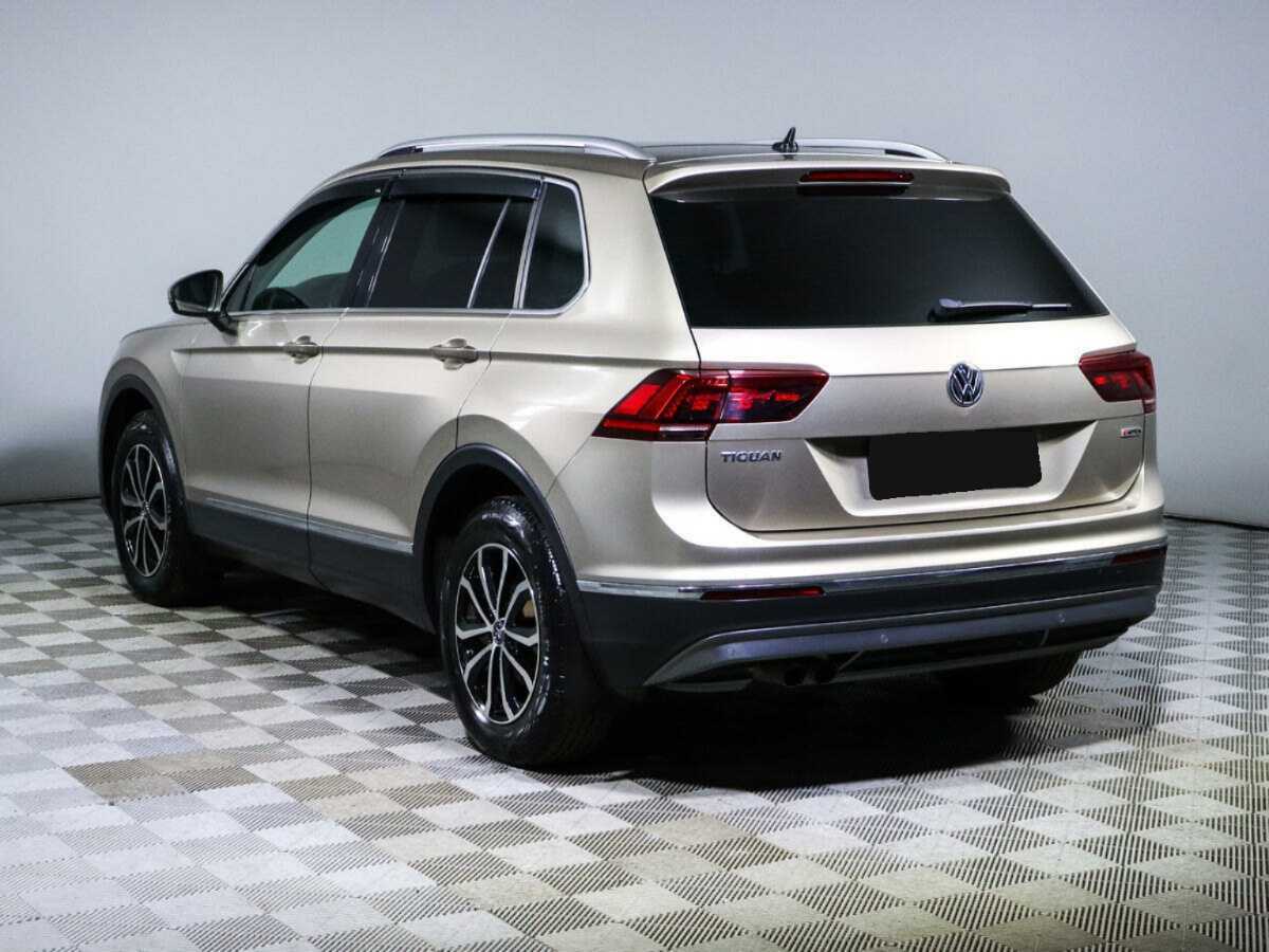 Купить Volkswagen Tiguan с пробегом. Фото: #6
