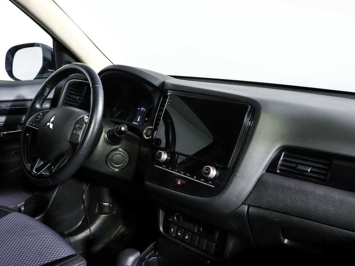 Купить Mitsubishi Outlander с пробегом. Фото: #6
