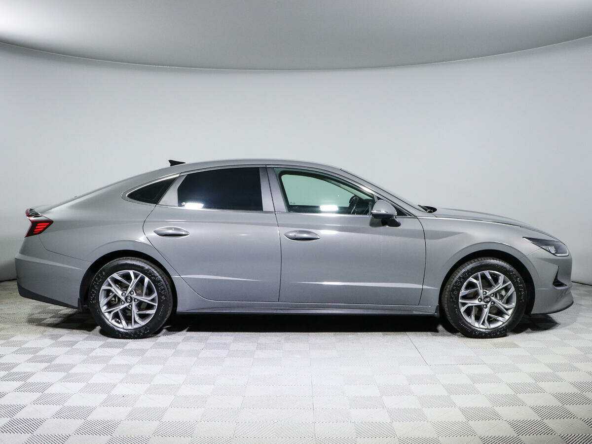Купить Hyundai Sonata с пробегом. Фото: #3