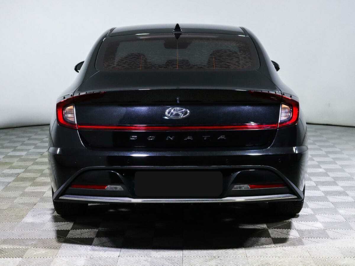 Купить Hyundai Sonata с пробегом. Фото: #4