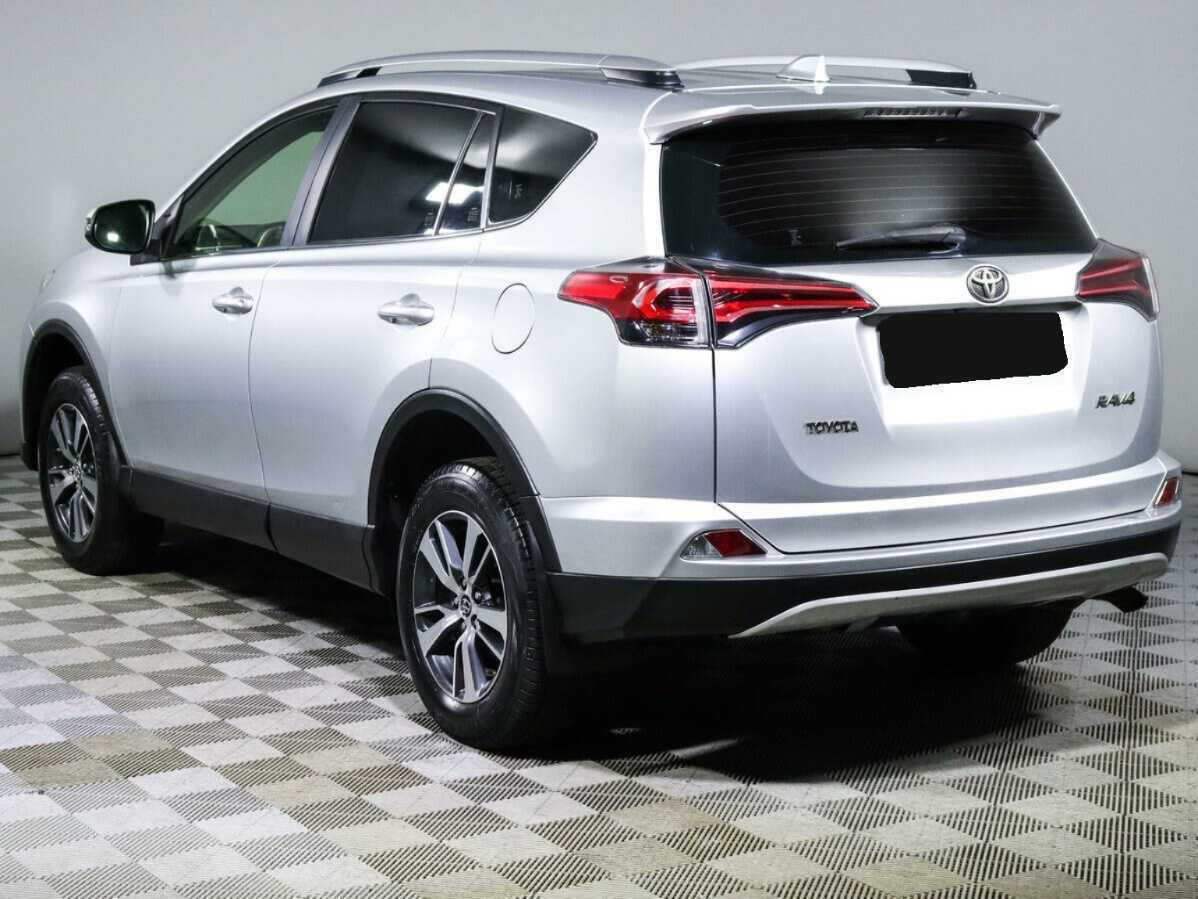 Купить Toyota RAV4 с пробегом. Фото: #6