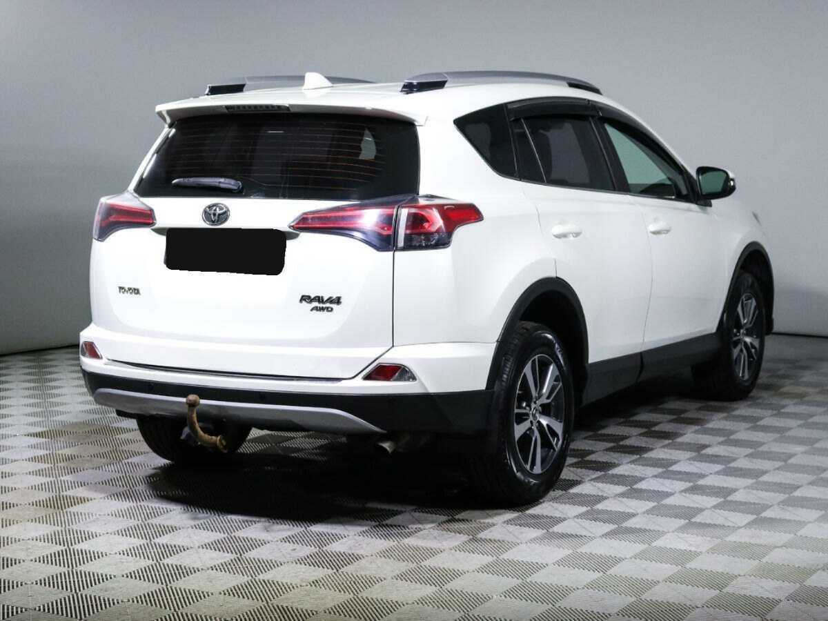 Купить Toyota RAV4 с пробегом. Фото: #3