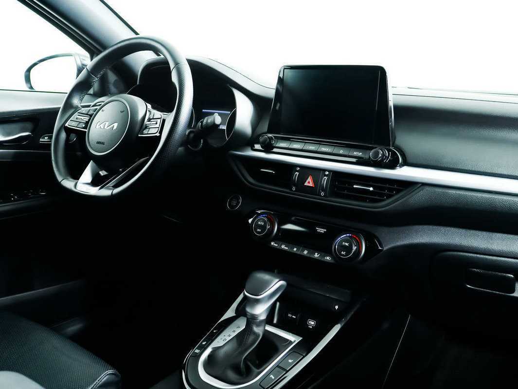 Купить Kia Cerato с пробегом. Фото: #8