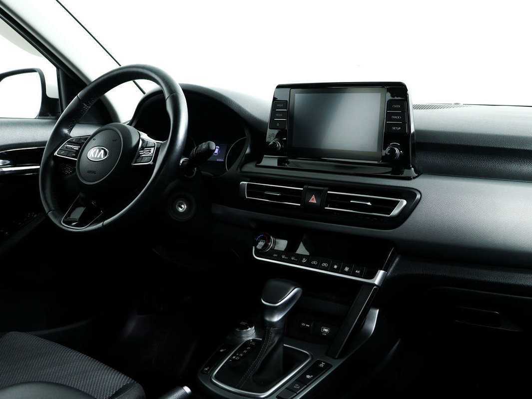 Купить Kia Seltos с пробегом. Фото: #8