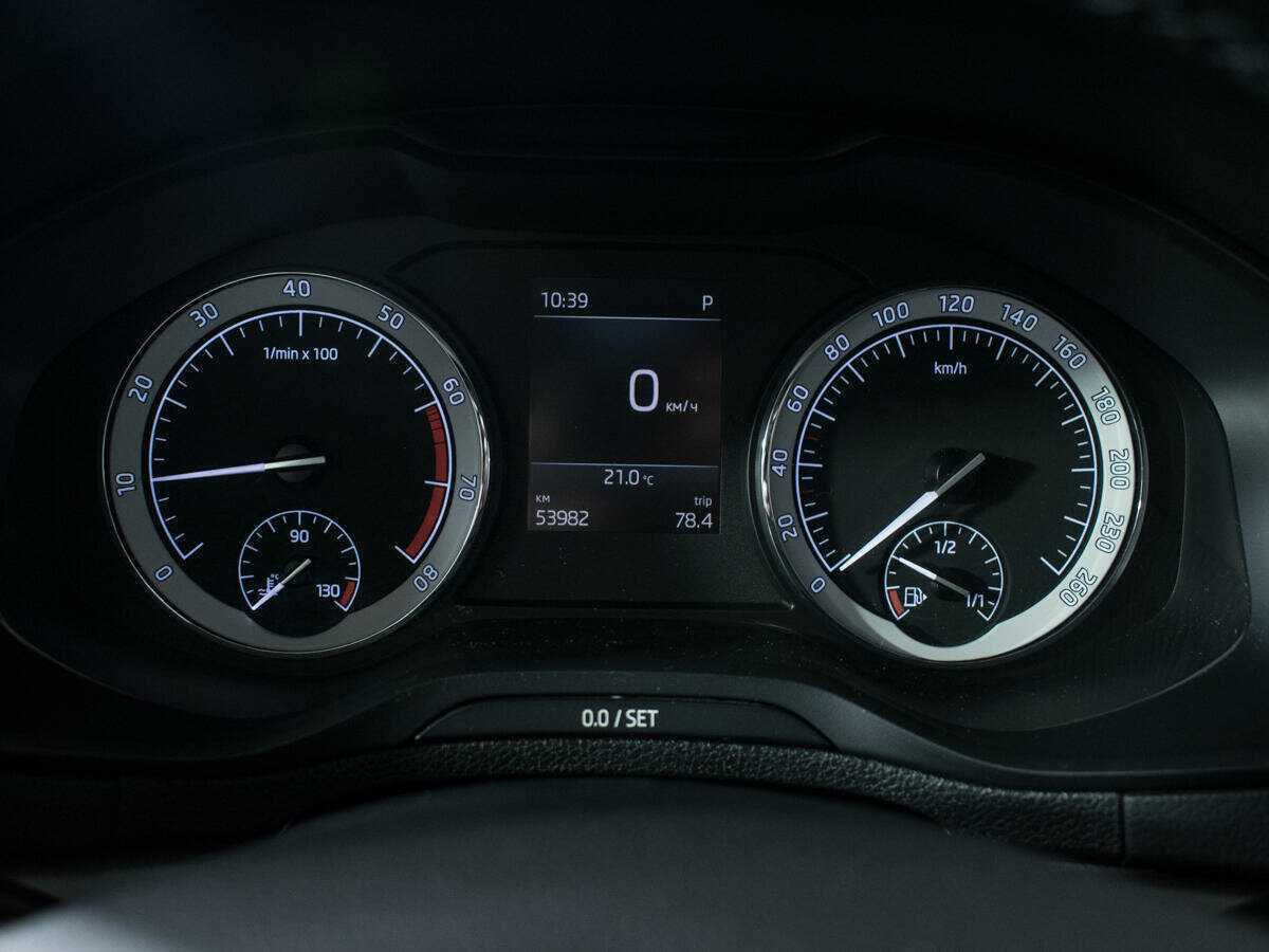 Купить Skoda Karoq с пробегом. Фото: #10