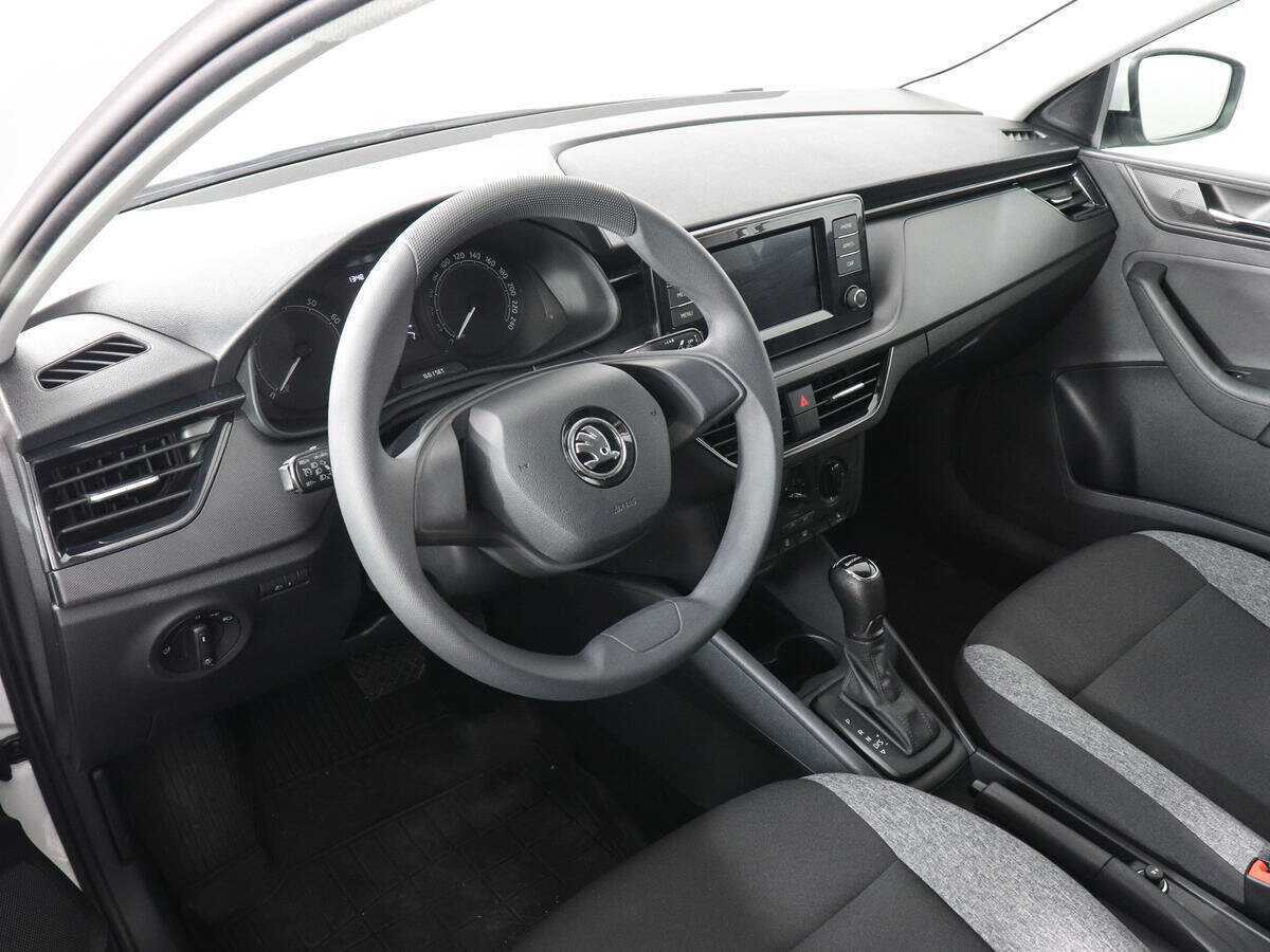 Купить Skoda Rapid с пробегом. Фото: #8