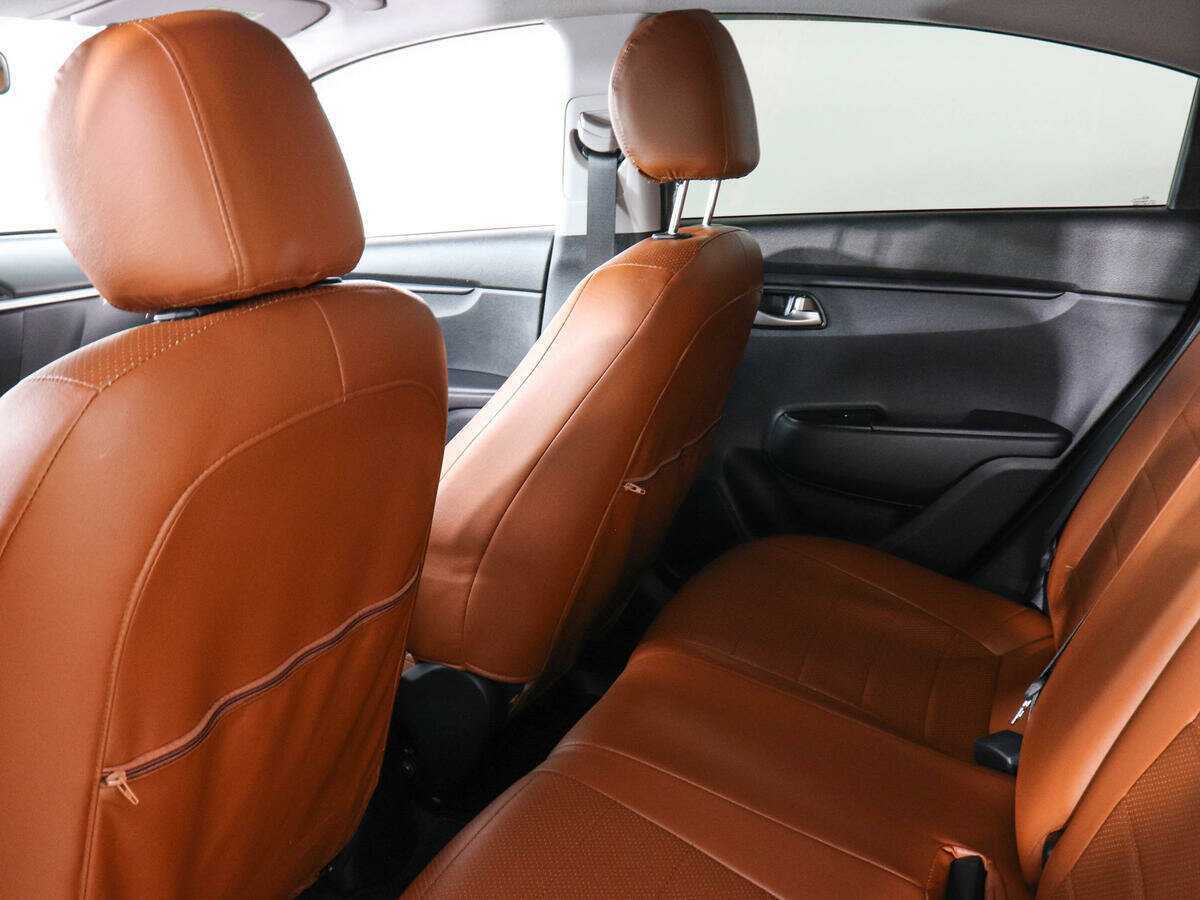 Купить Kia Rio с пробегом. Фото: #11