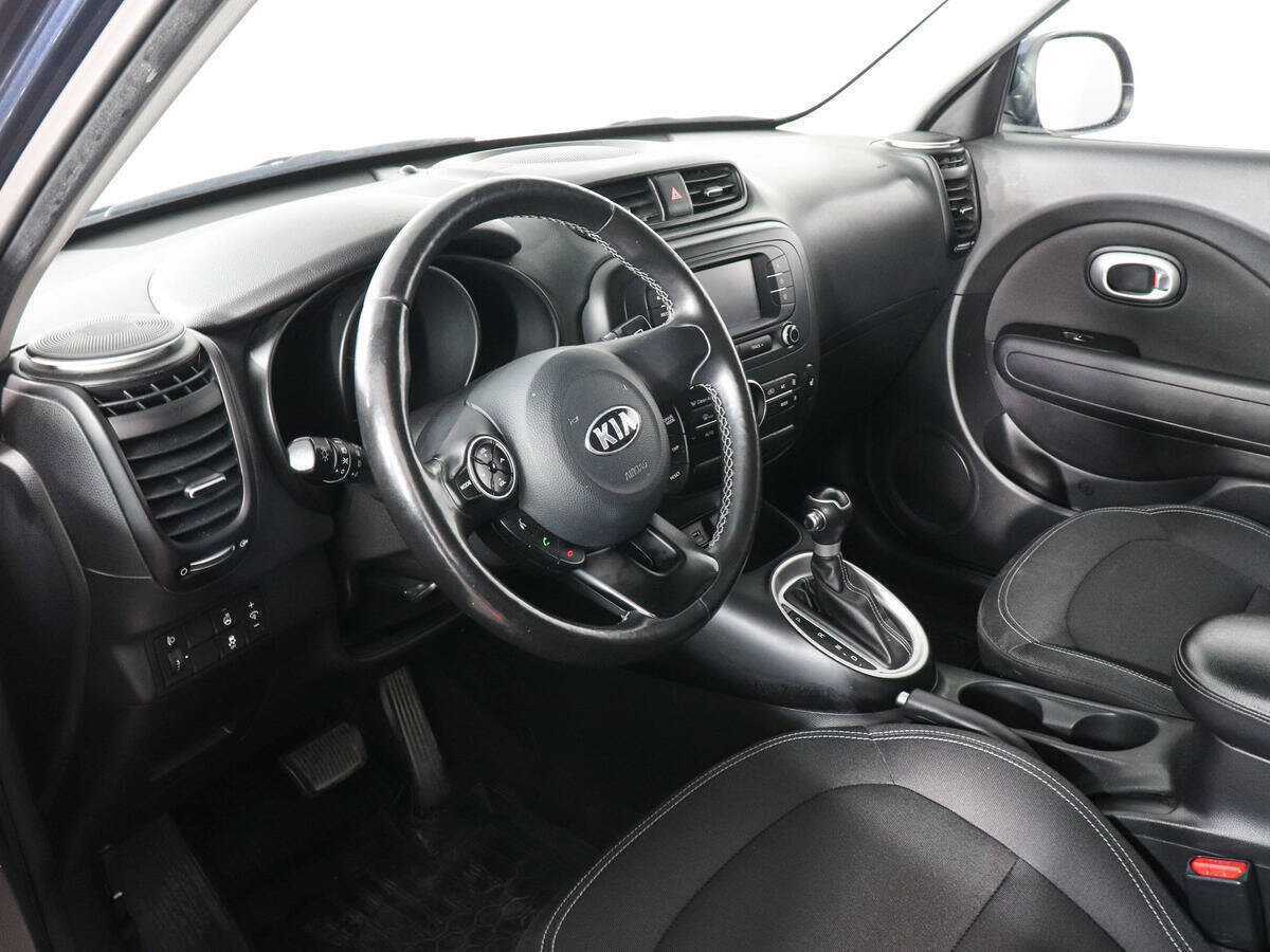 Купить Kia Soul с пробегом. Фото: #8