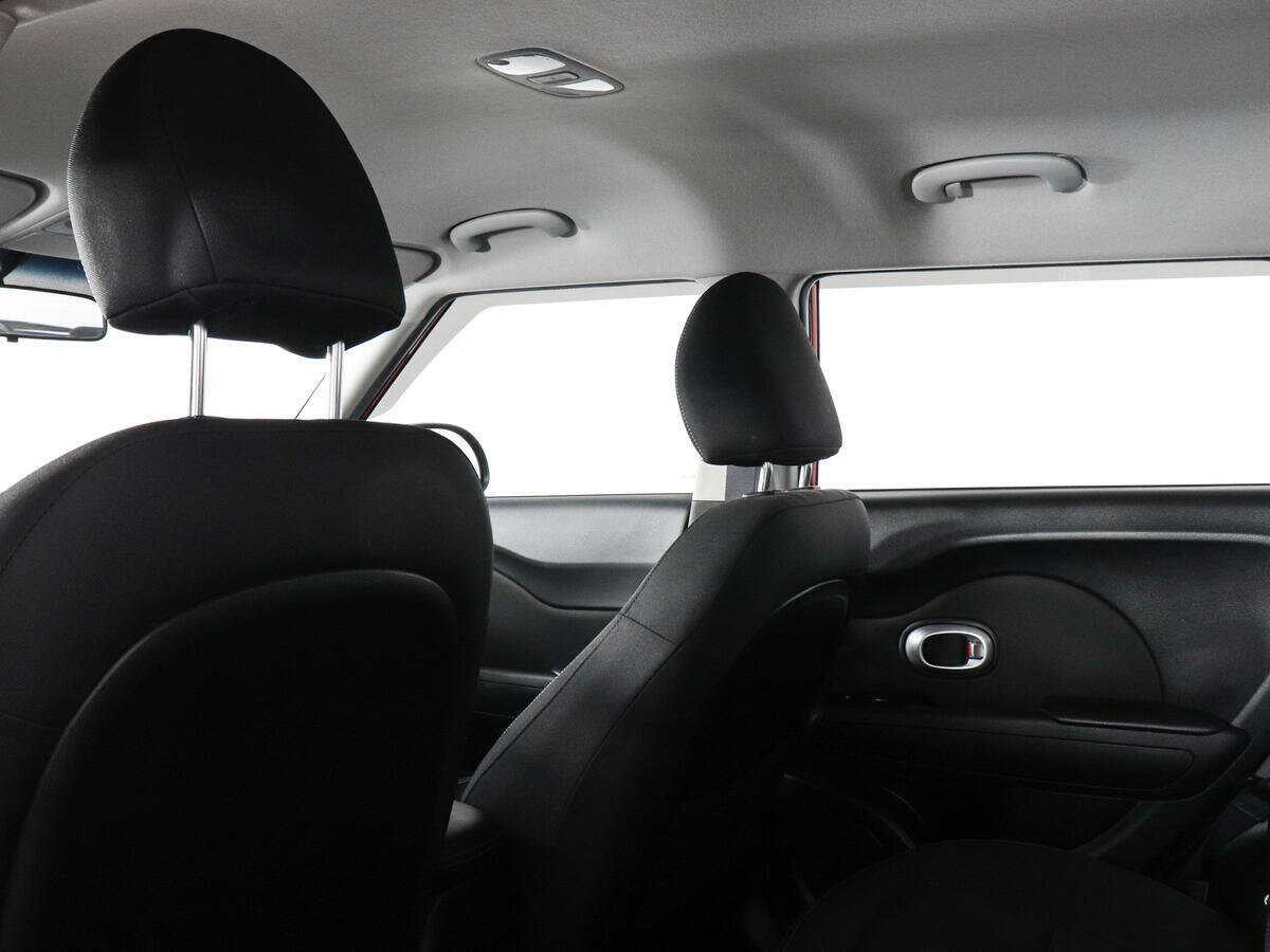 Купить Kia Soul с пробегом. Фото: #11
