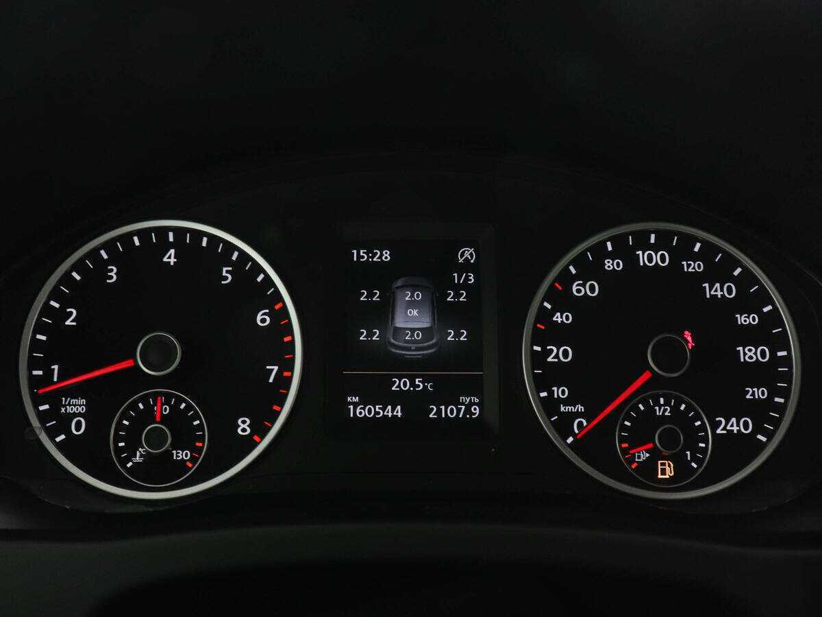 Купить Volkswagen Tiguan с пробегом. Фото: #8