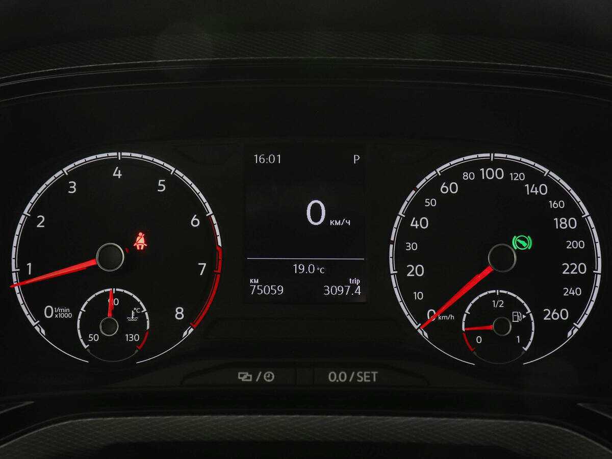 Купить Volkswagen Polo с пробегом. Фото: #10