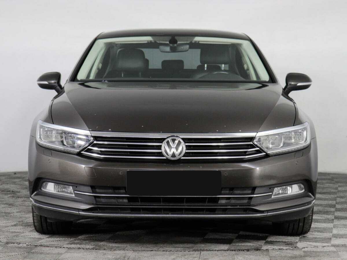 Купить Volkswagen Passat с пробегом. Фото: #1