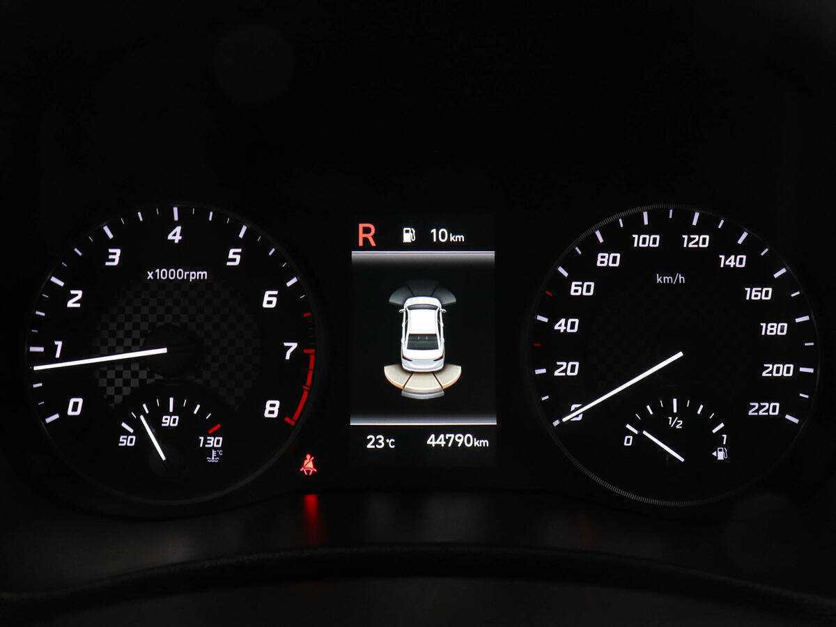 Купить Hyundai Solaris с пробегом. Фото: #10