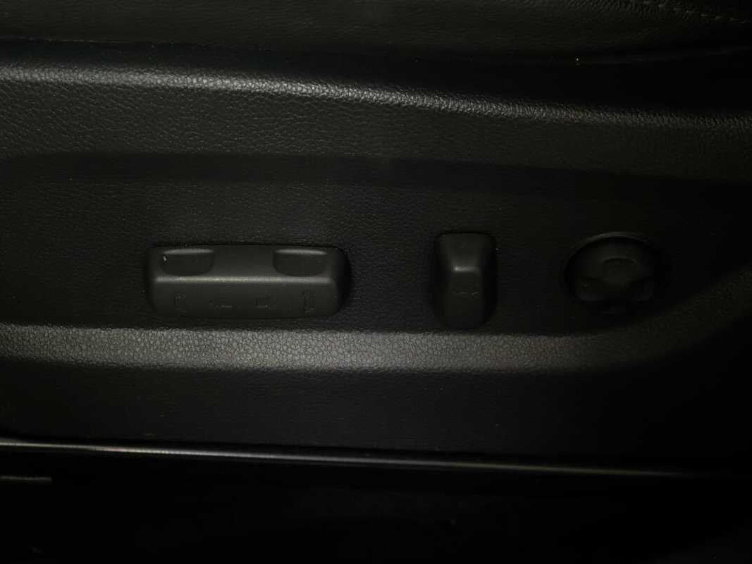 Купить Hyundai Santa Fe с пробегом. Фото: #19