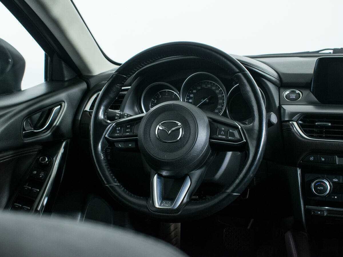 Купить Mazda 6 с пробегом. Фото: #11