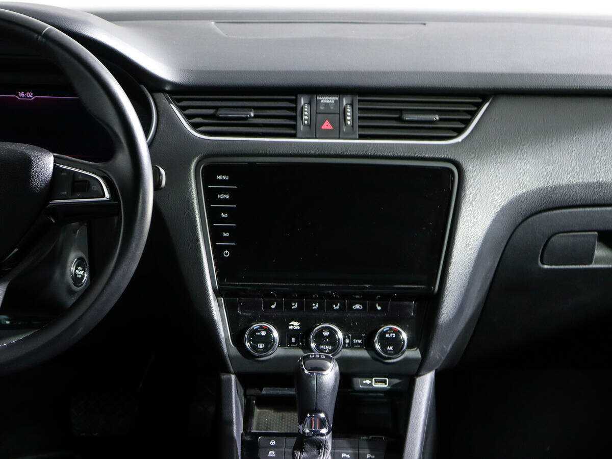 Купить Skoda Octavia с пробегом. Фото: #12