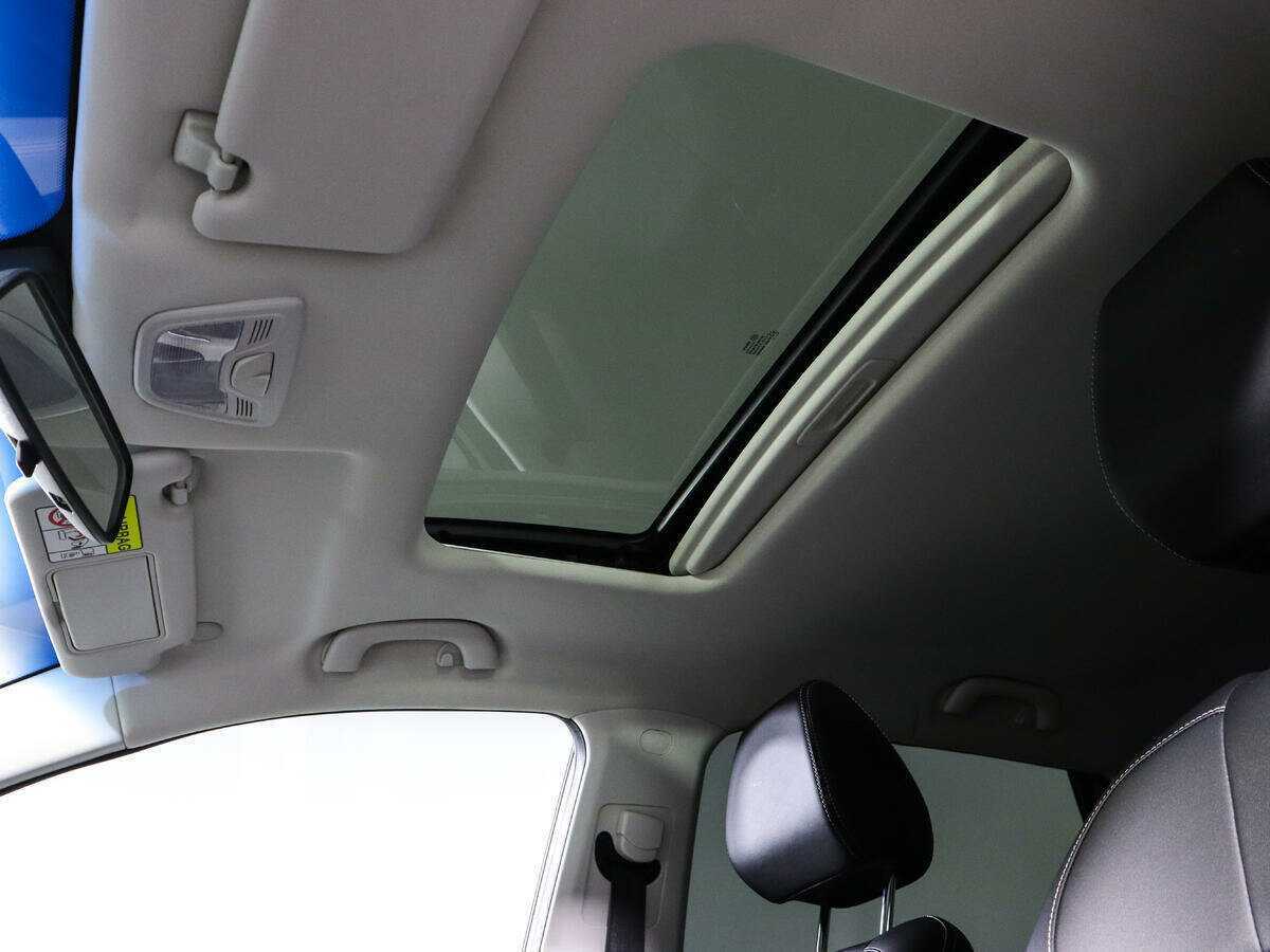 Купить Chevrolet Captiva с пробегом. Фото: #18