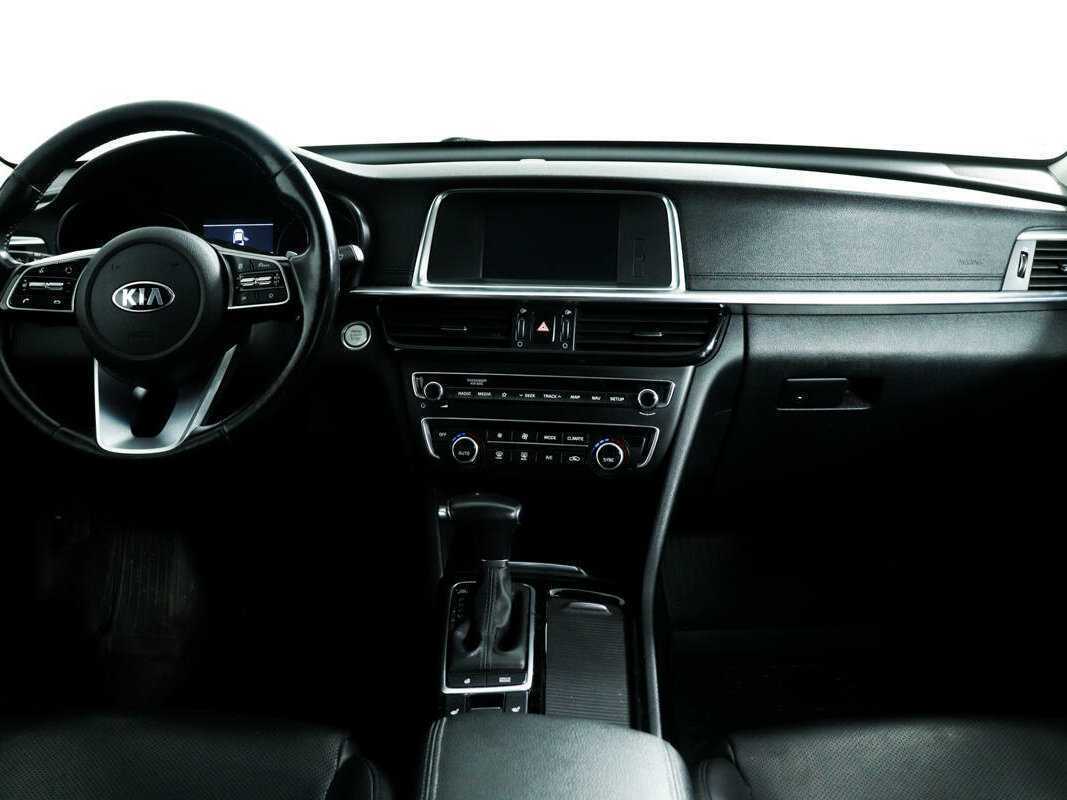 Купить Kia Optima с пробегом. Фото: #10