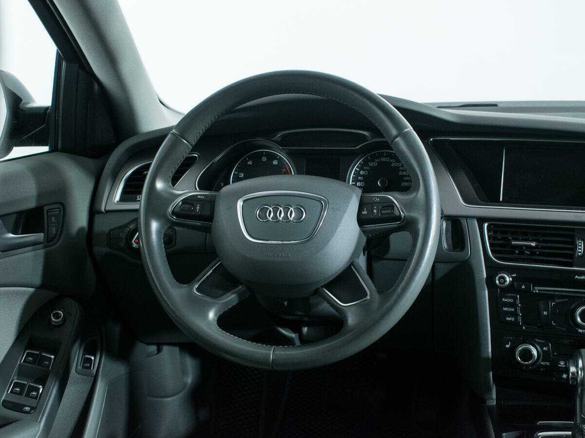 Купить Audi A4 с пробегом. Фото: #13