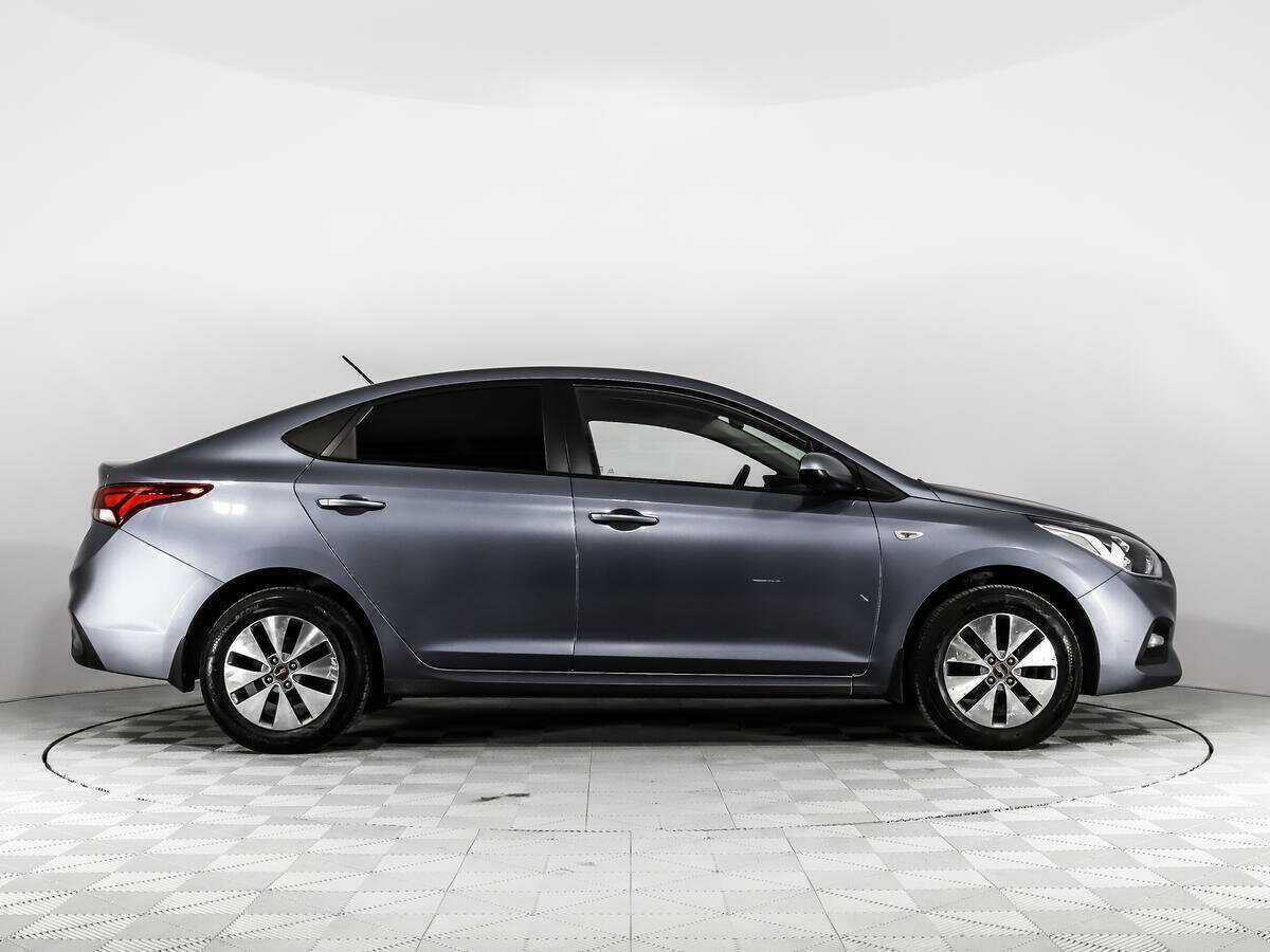 Купить Hyundai Solaris с пробегом. Фото: #3