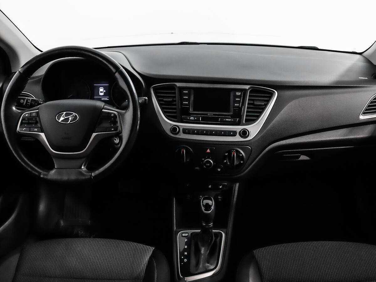 Купить Hyundai Solaris с пробегом. Фото: #11