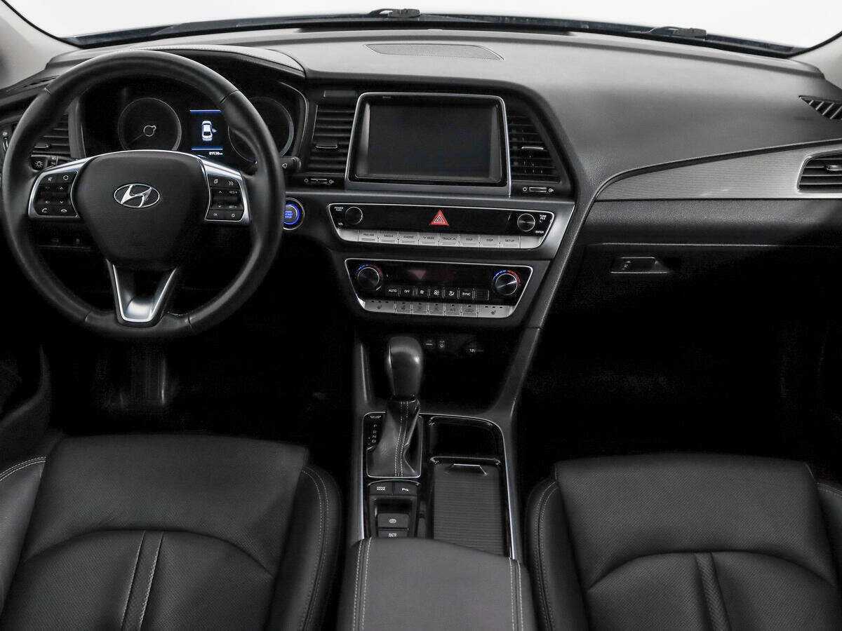 Купить Hyundai Sonata с пробегом. Фото: #14