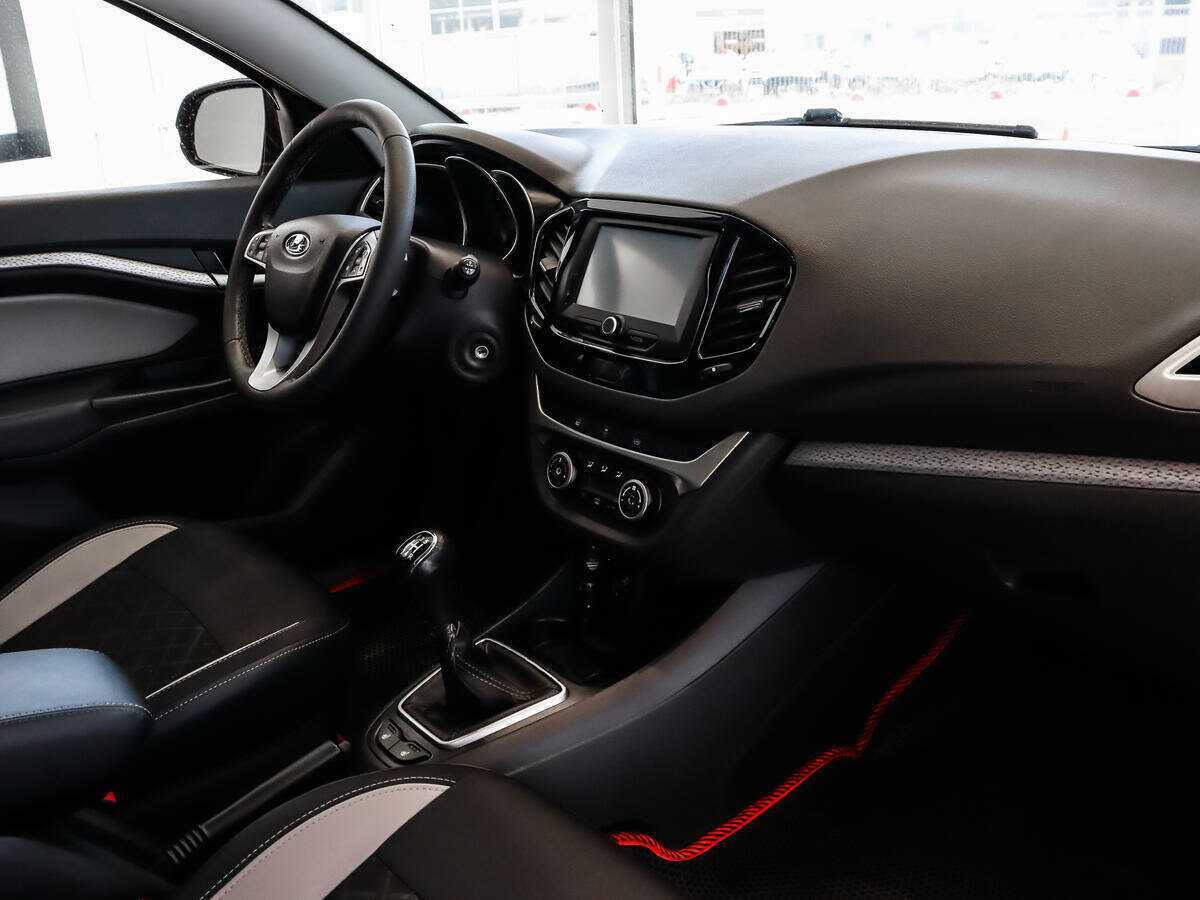 Купить Lada (ВАЗ) Vesta с пробегом. Фото: #9