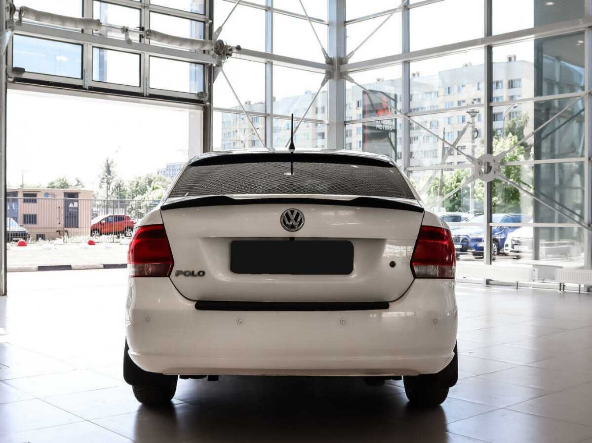Купить Volkswagen Polo с пробегом. Фото: #4