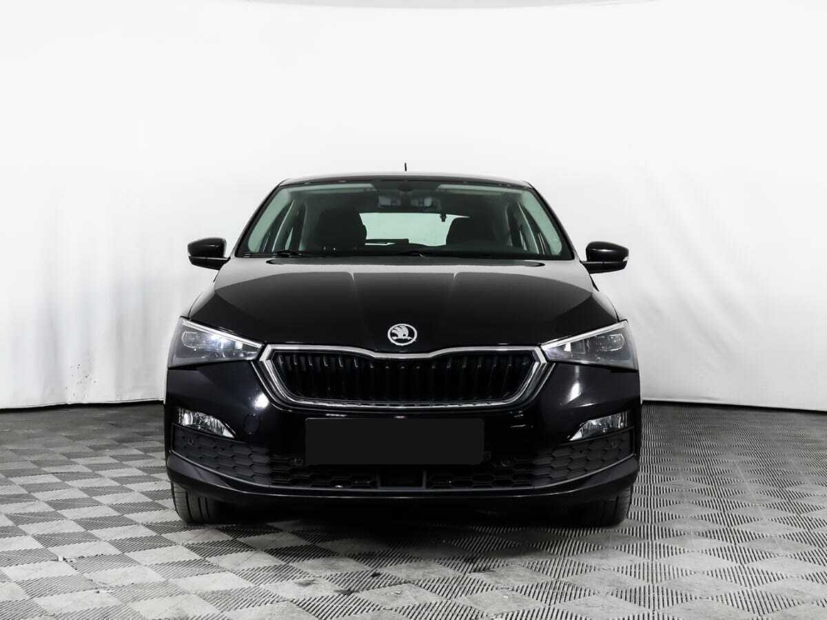 Купить Skoda Rapid с пробегом. Фото: #1