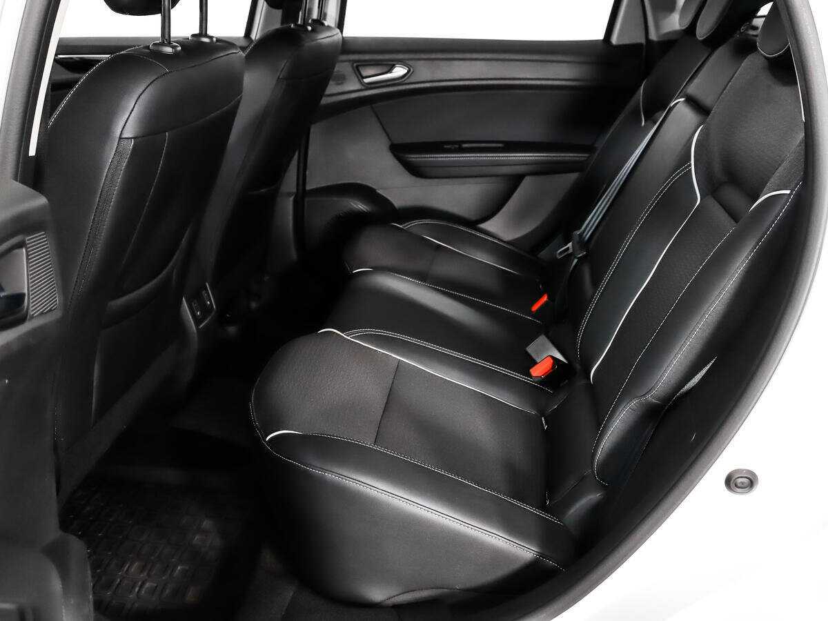 Купить Renault Arkana с пробегом. Фото: #11