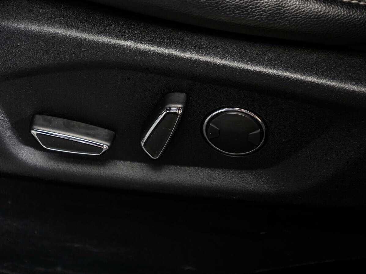 Купить Ford Explorer с пробегом. Фото: #18