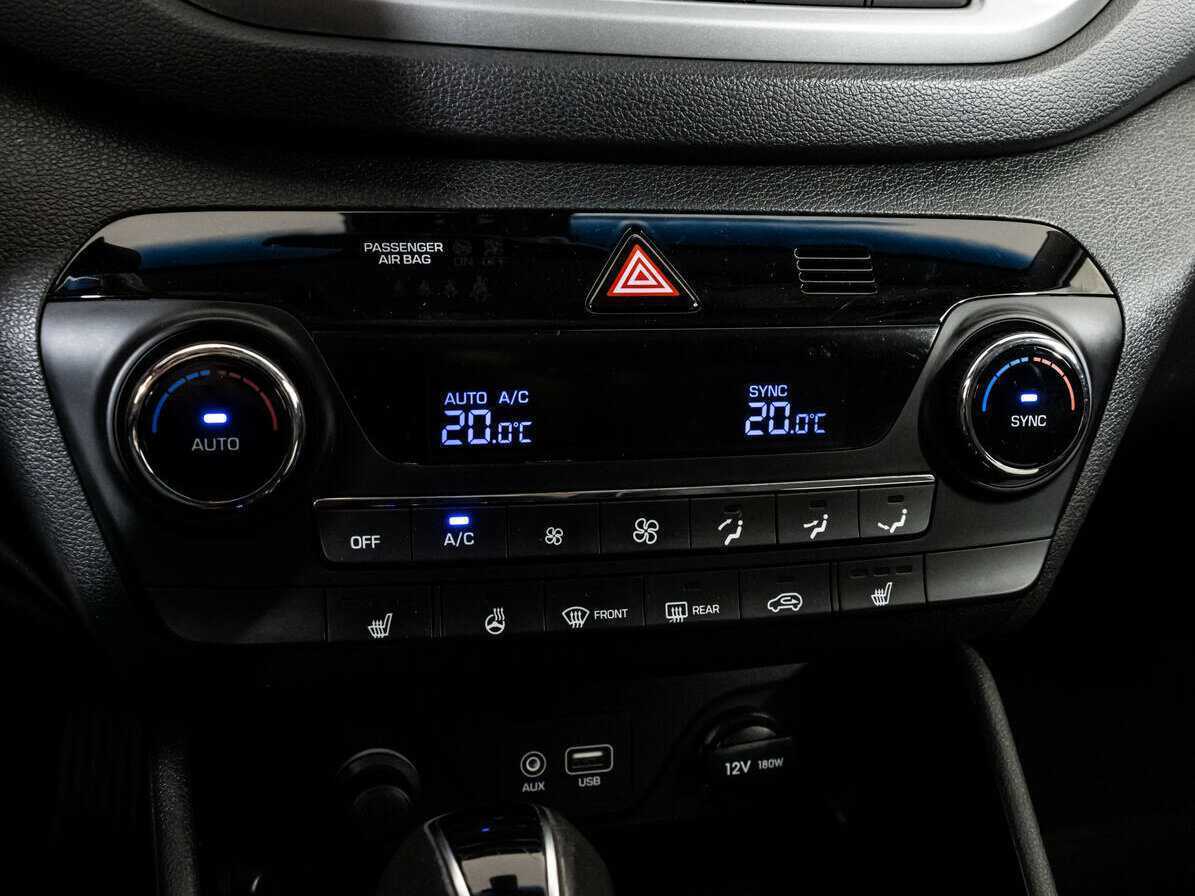 Купить Hyundai Tucson с пробегом. Фото: #11