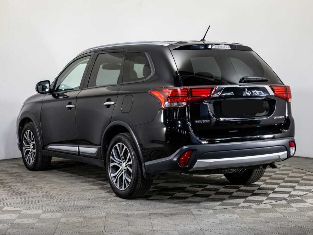 Купить Mitsubishi Outlander с пробегом. Фото: #5