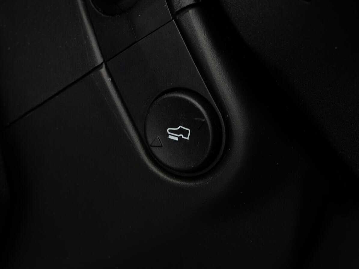 Купить Ford Explorer с пробегом. Фото: #16