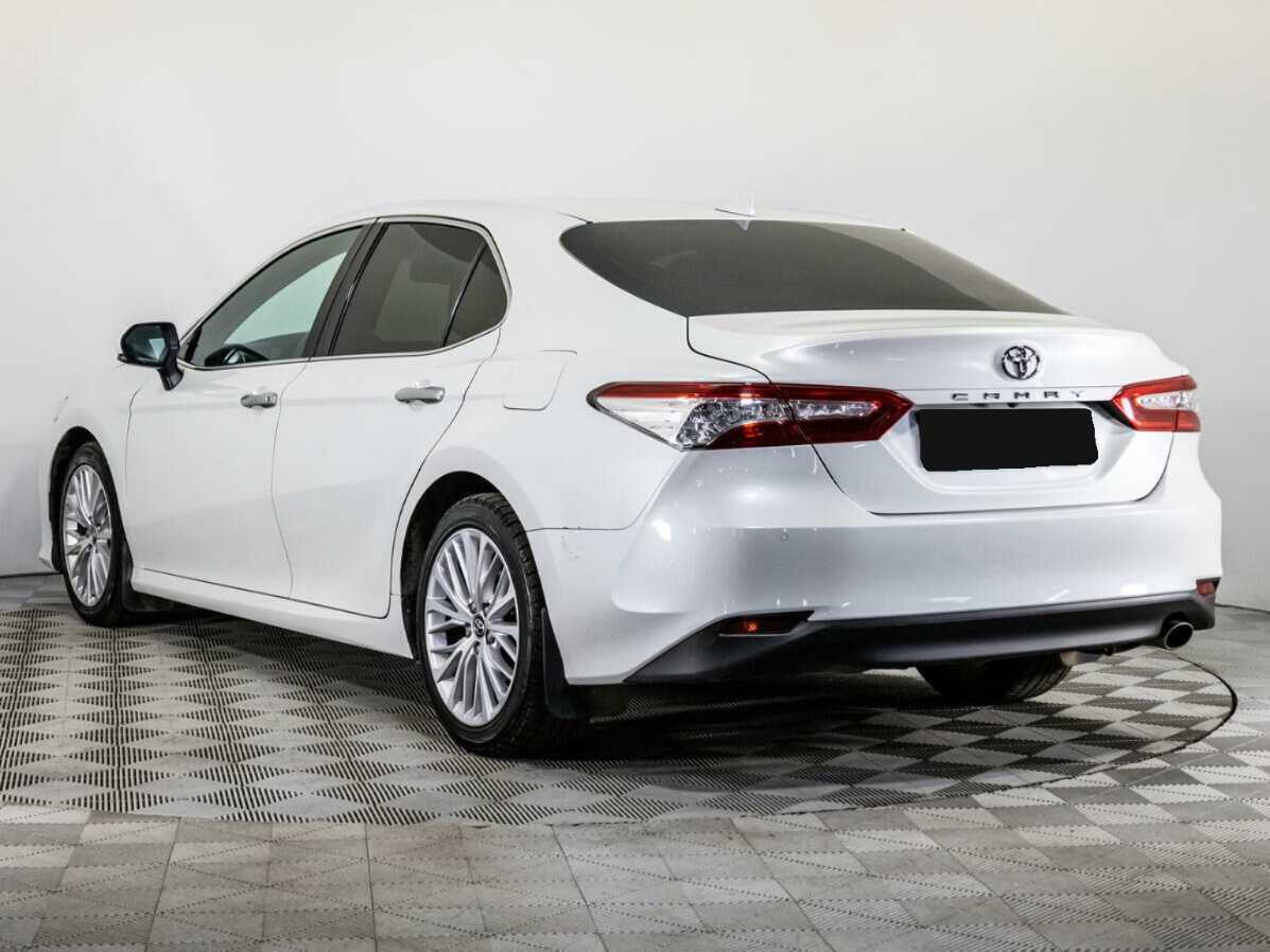 Купить Toyota Camry с пробегом. Фото: #5