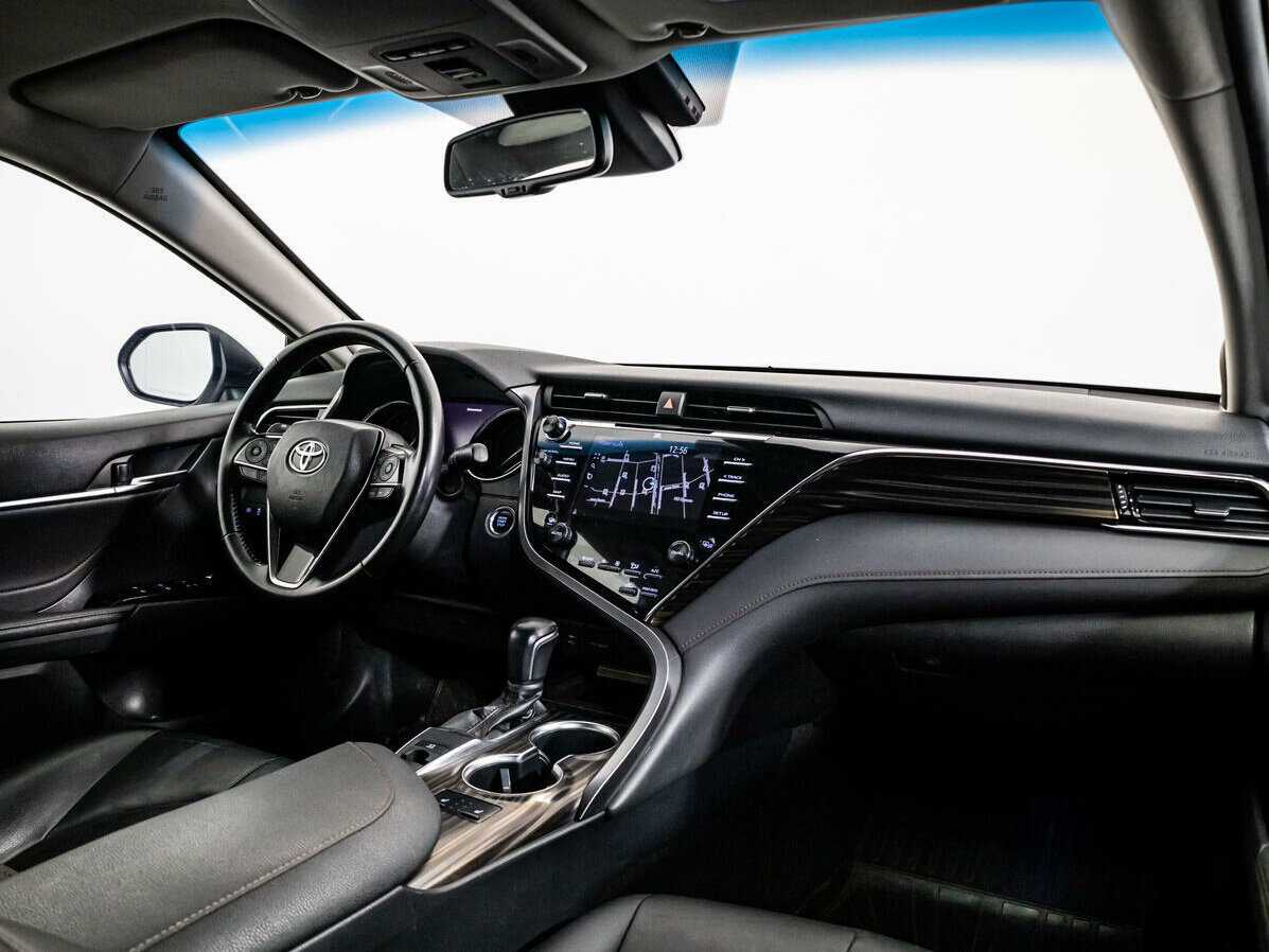 Купить Toyota Camry с пробегом. Фото: #7