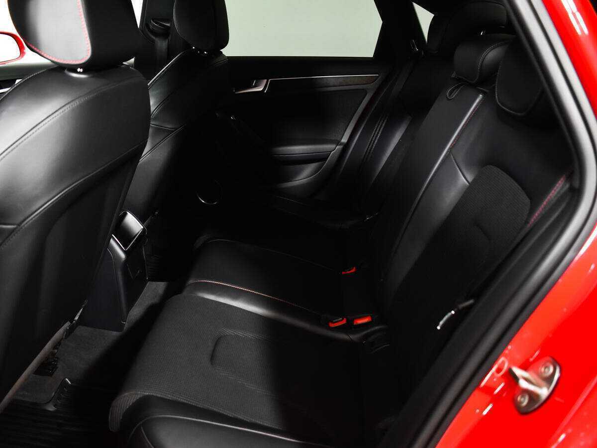 Купить Audi A4 с пробегом. Фото: #9