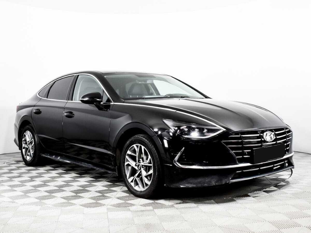 Купить Hyundai Sonata с пробегом. Фото: #2