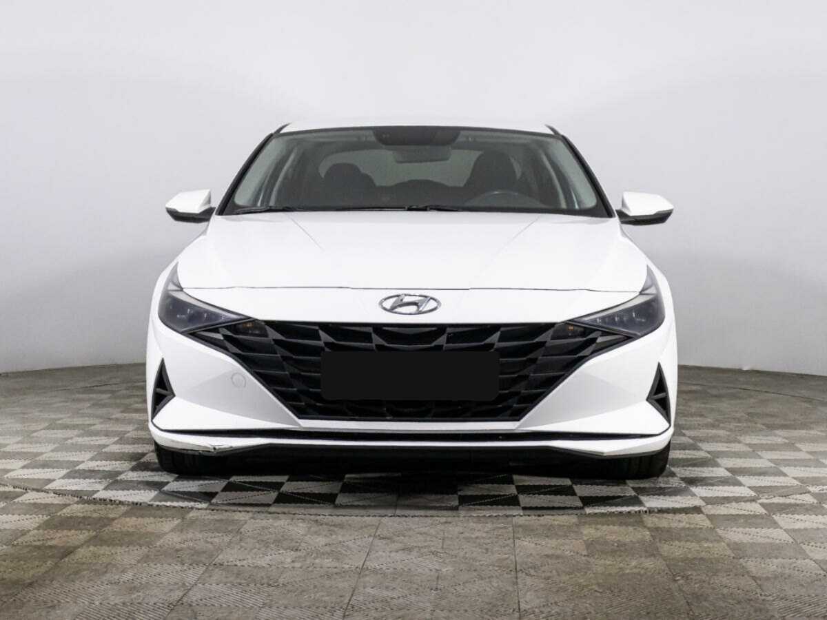 Купить Hyundai Elantra с пробегом. Фото: #1