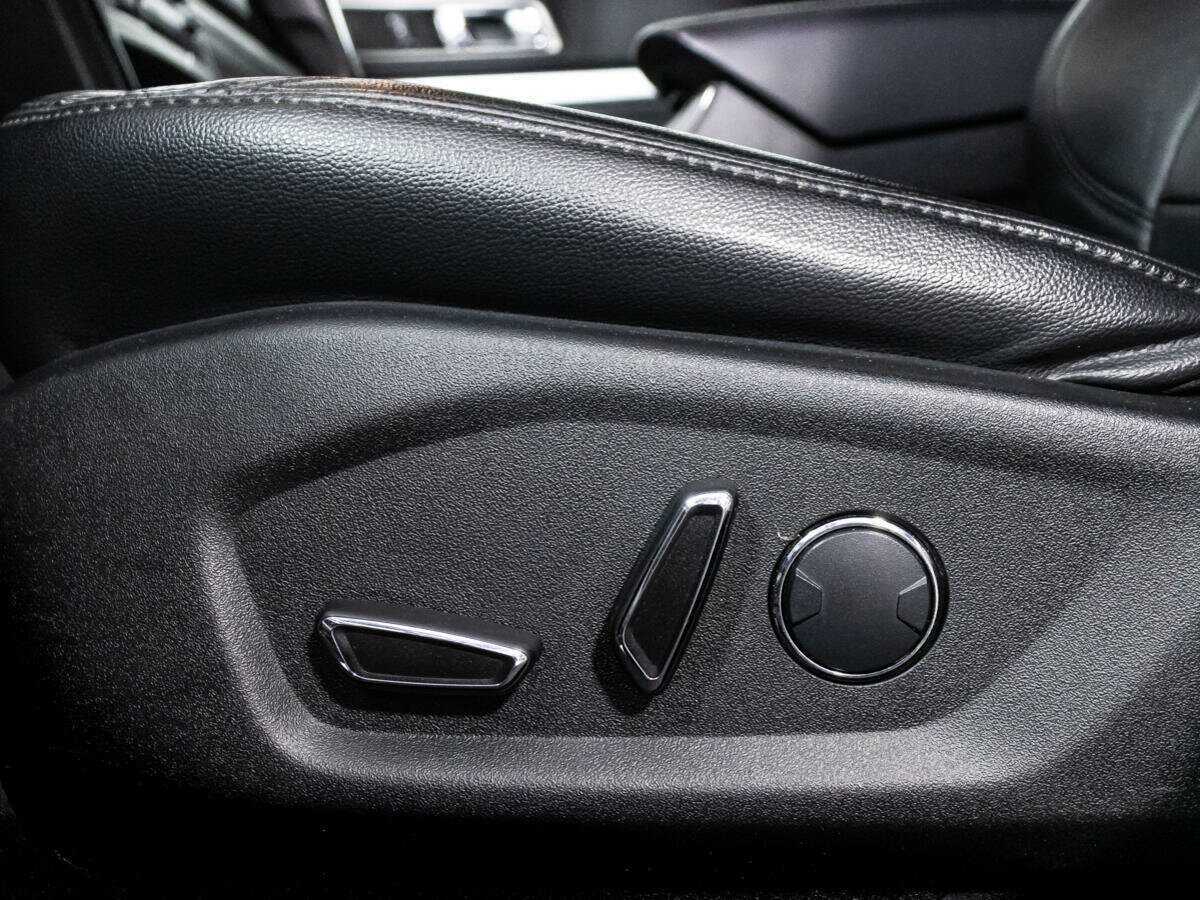 Купить Ford Explorer с пробегом. Фото: #19