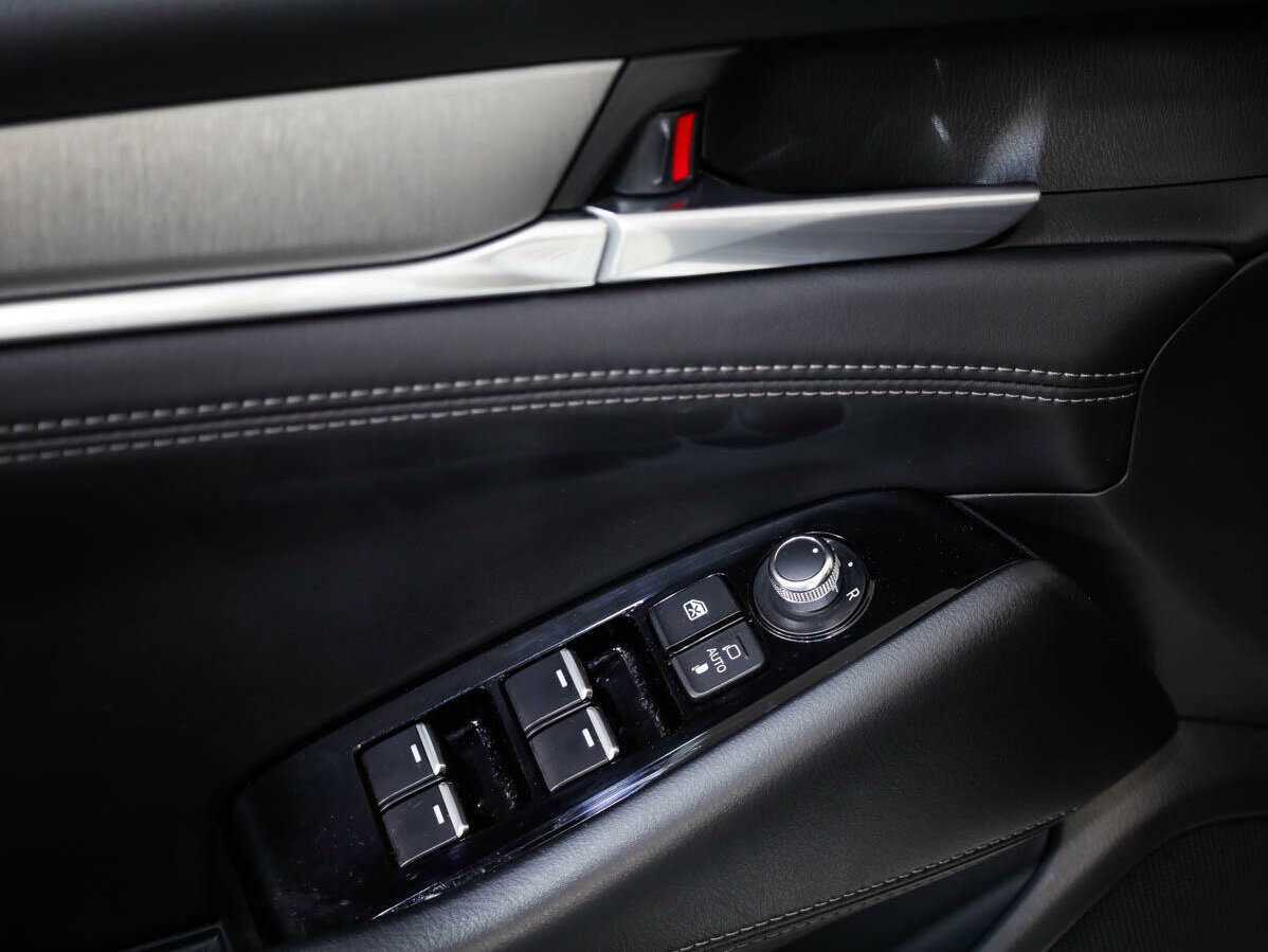 Купить Mazda 6 с пробегом. Фото: #19