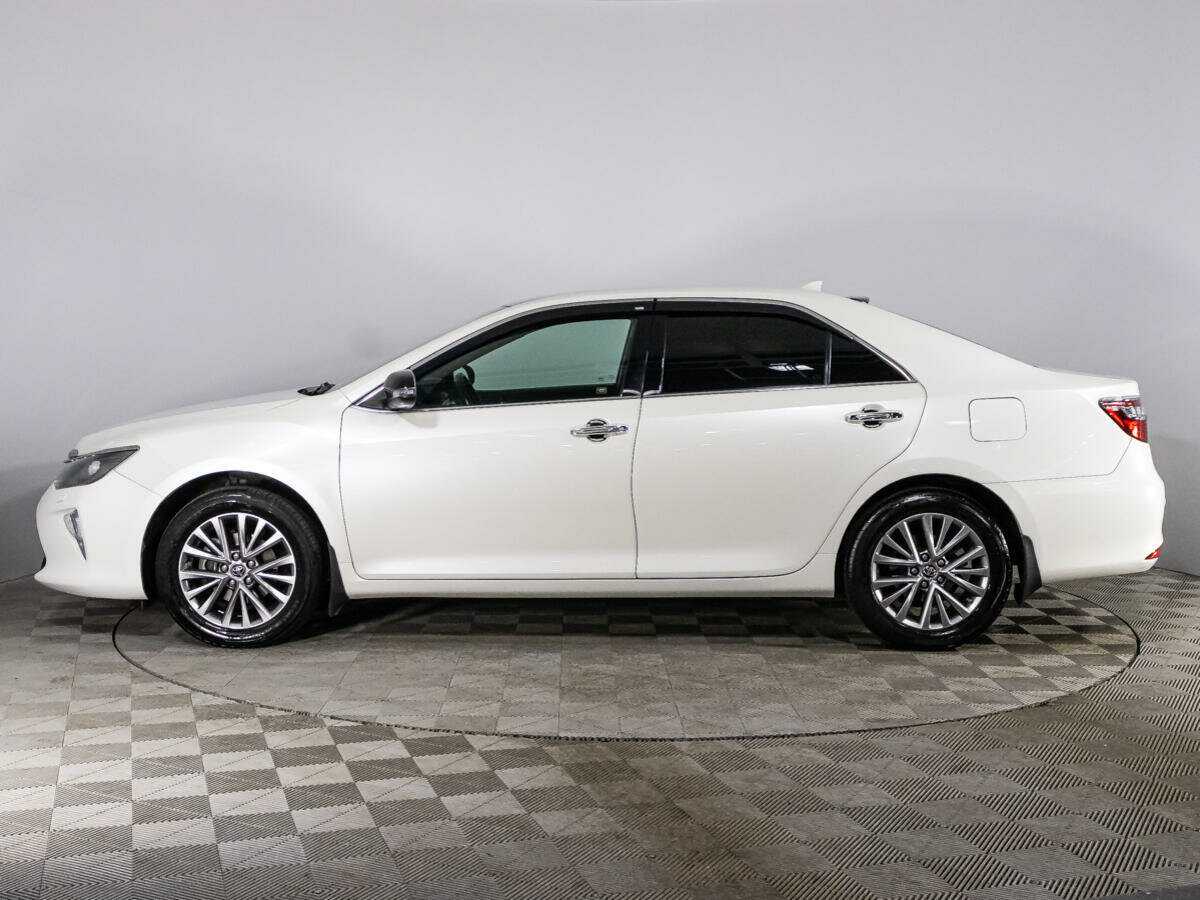 Купить Toyota Camry с пробегом. Фото: #7