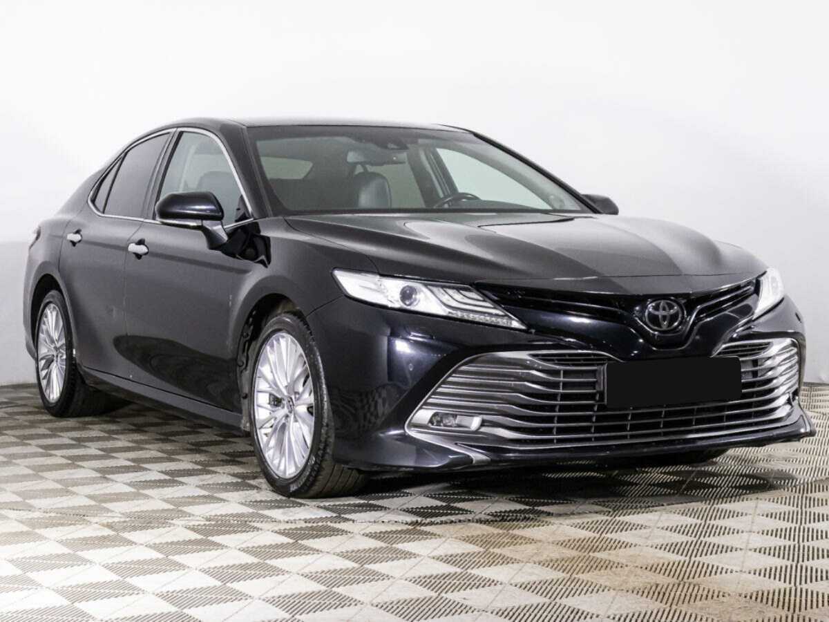 Купить Toyota Camry с пробегом. Фото: #2