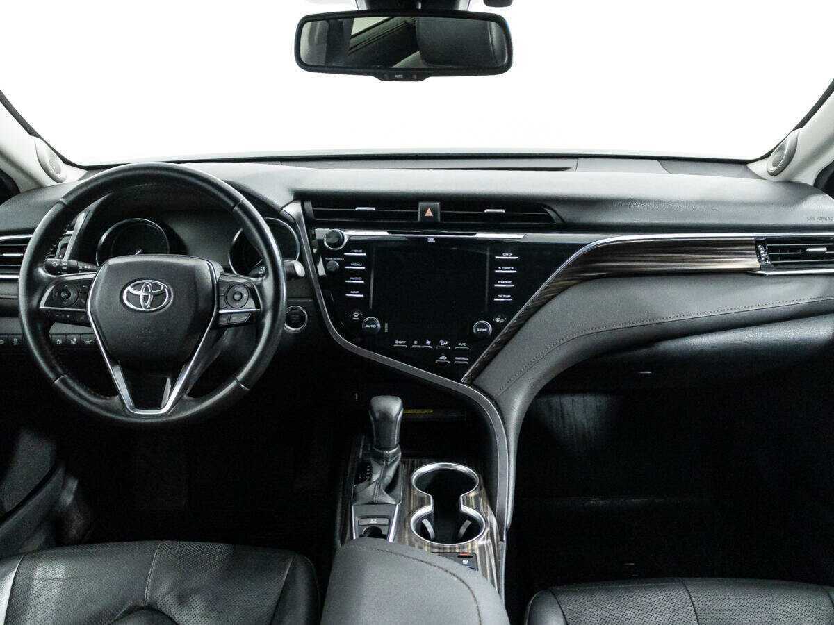 Купить Toyota Camry с пробегом. Фото: #12