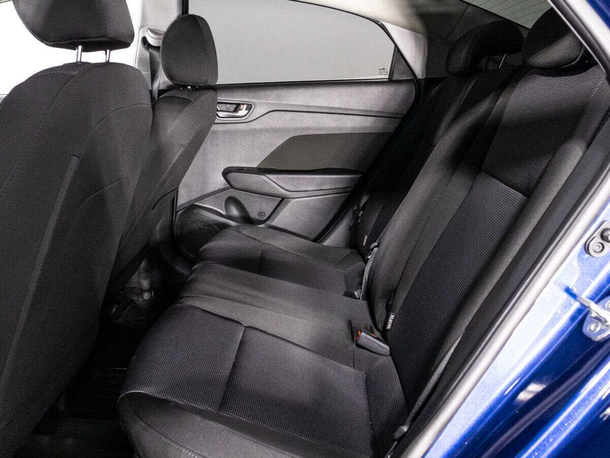 Купить Hyundai Solaris с пробегом. Фото: #9